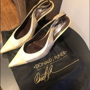 Donald J Pliner.. pointed high heels